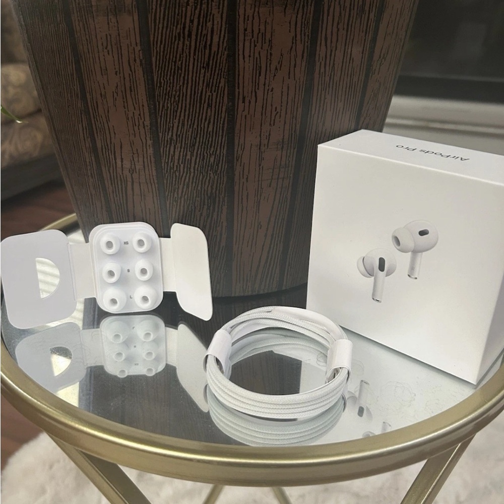 Apple AirPods Pro 2nd Generation with MagSafe Charging Case NEW